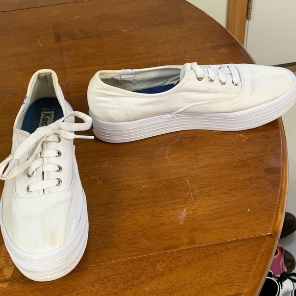 KEDS platform triple up sneakers size 7.5 slight discoloration see pics#7/8 - Picture 2 of 12